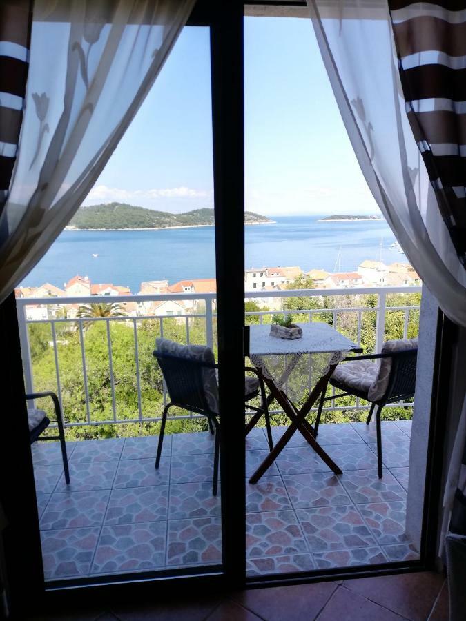 Apartment Pecarevic - A Holiday With A Stunning View Βις Εξωτερικό φωτογραφία